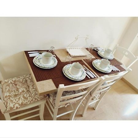 Trullo Girolamo Apartment อัลเบโรเบลโล ภายนอก รูปภาพ