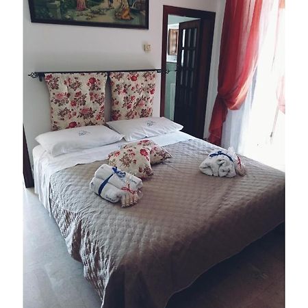 Trullo Girolamo Apartment อัลเบโรเบลโล ภายนอก รูปภาพ