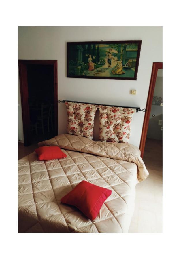 Trullo Girolamo Apartment อัลเบโรเบลโล ภายนอก รูปภาพ