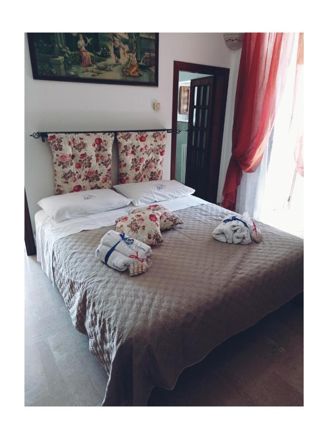Trullo Girolamo Apartment อัลเบโรเบลโล ภายนอก รูปภาพ